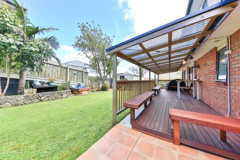 Photo of property in 8 Staten Place, Mangere, Auckland, 2022