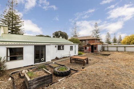 Photo of property in 20 Pukeko Place, Westshore, Napier, 4110