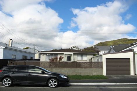 Photo of property in 9 Lewer Street, Karori, Wellington, 6012