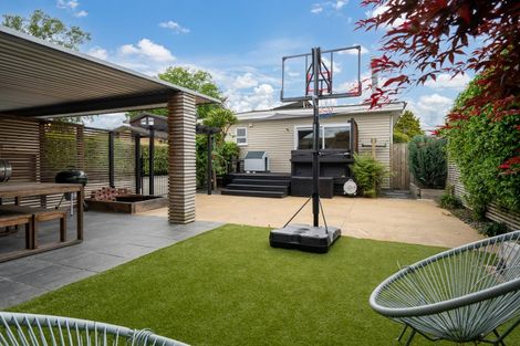 Photo of property in 46 Bowen Street, Cambridge, 3434