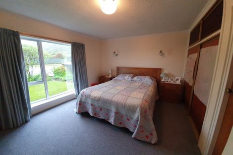 Photo of property in 12 Jamieson Road, Karoro, Greymouth, 7805