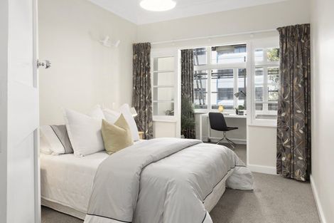 Photo of property in 20e Portland Crescent, Thorndon, Wellington, 6011