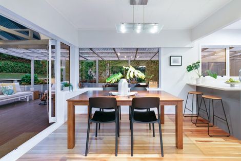 Photo of property in 31 Stredwick Drive, Torbay, Auckland, 0630