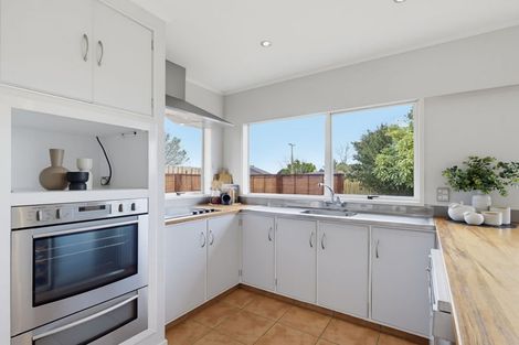 Photo of property in 120 Cambridge Road, Bethlehem, Tauranga, 3110