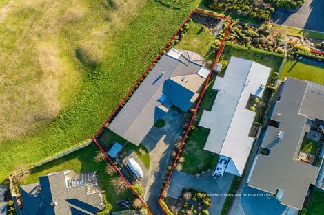 Photo of property in 5 Pukenamu Road, Rainbow Point, Taupo, 3330