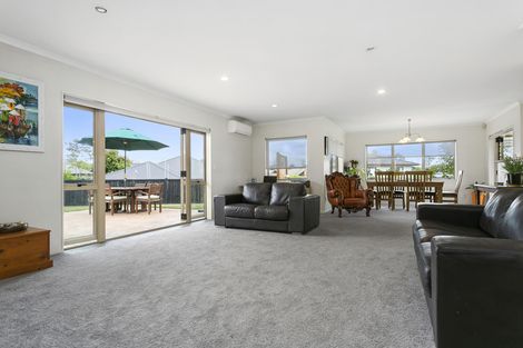 Photo of property in 8 Cedar Way, Morrinsville, 3300