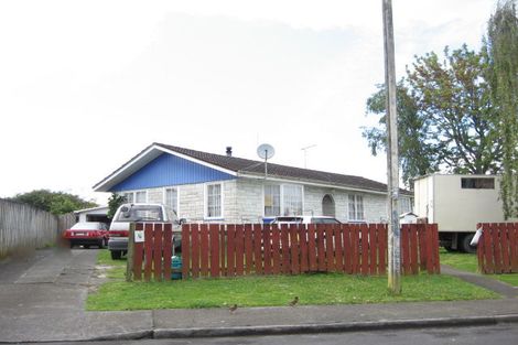 Photo of property in 14 Joanne Place, Rosehill, Papakura, 2113
