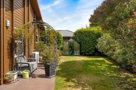 Photo of property in 9 Taggart Place, Sockburn, Christchurch, 8042