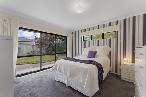 Photo of property in 8 Brookside Close, Highbury, Palmerston North, 4412