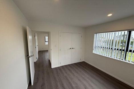 Photo of property in 128 Birkdale Road, Birkdale, Auckland, 0626