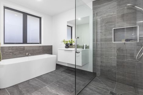 Photo of property in 621b Harbour View Road, Whangamata, 3620