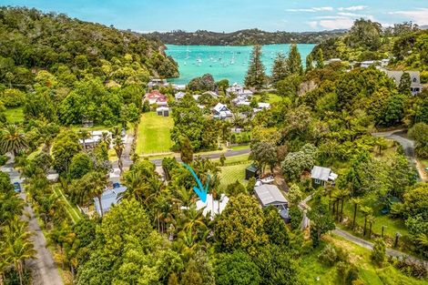 Photo of property in 28 Florance Avenue, Russell, 0202