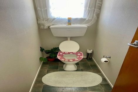 Photo of property in 5 Totara Drive, St Andrews, Hamilton, 3200