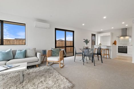 Photo of property in 27 Stackwood Avenue, Woodend, 7691