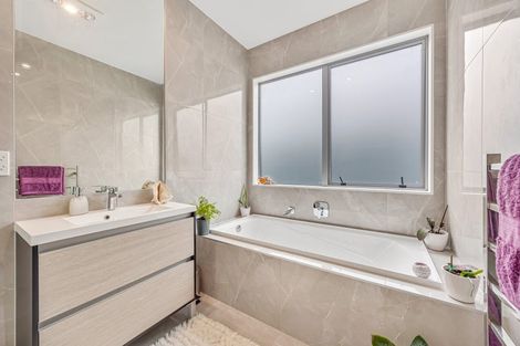 Photo of property in 6 Kainga Lane, Whenuapai, Auckland, 0618