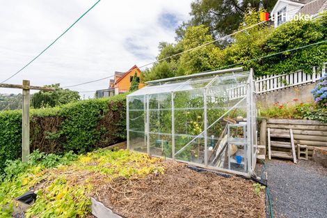 Photo of property in 71 Glenross Street, Glenross, Dunedin, 9011