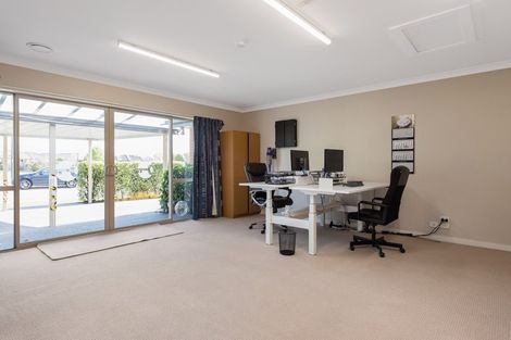 Photo of property in 27 Tremorne Avenue, Blenheim, 7201