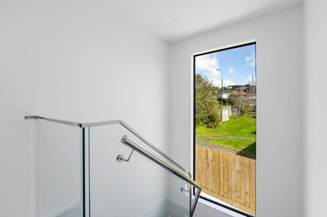 Photo of property in 142 Moore Street, Hillcrest, Auckland, 0627