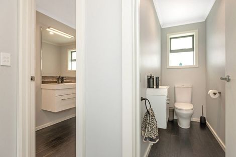 Photo of property in 15 Sterling Park, Lytton West, Gisborne, 4010