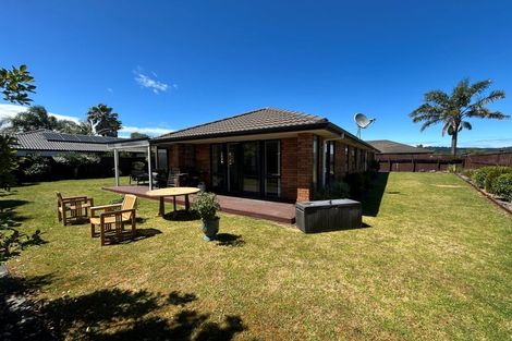 Photo of property in 25 Parkwood Place, Papamoa Beach, Papamoa, 3118