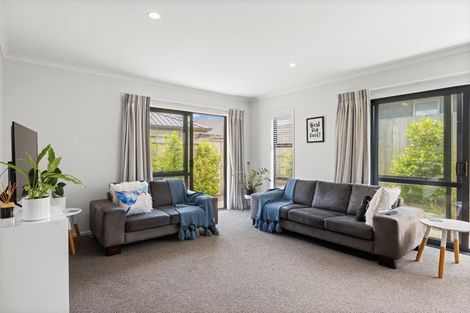 Photo of property in 45 Puhirake Crescent, Pyes Pa, Tauranga, 3112