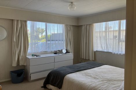 Photo of property in 2/151 Carrington Street, Lower Vogeltown, New Plymouth, 4310