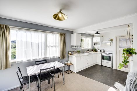 Photo of property in 35 Clarence Cox Crescent, Pirimai, Napier, 4112