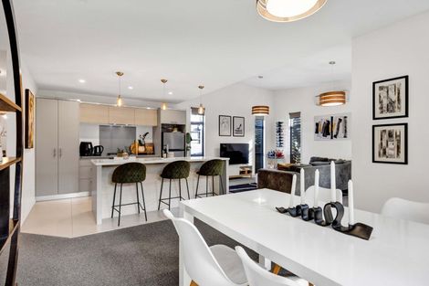 Photo of property in 113 Young Street, New Plymouth, 4310