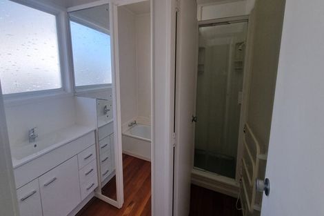 Photo of property in 46 Chequers Avenue, Glenfield, Auckland, 0629