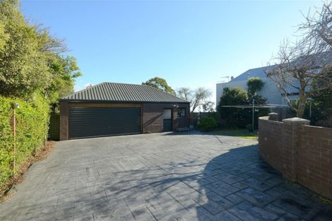Photo of property in 220 Major Hornbrook Road, Mount Pleasant, Christchurch, 8081