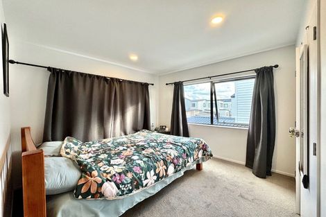 Photo of property in 30 Minhas Road, Papakura, 2110