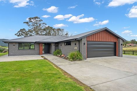 Photo of property in 16 Moorey Lane, Otaika, Whangarei, 0170