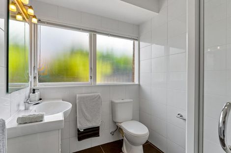 Photo of property in 55a Pigeon Mountain Road, Half Moon Bay, Auckland, 2012