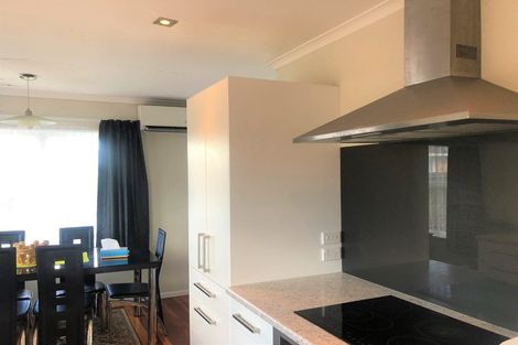 Photo of property in 7 Gwendoline Place, Glenview, Hamilton, 3206