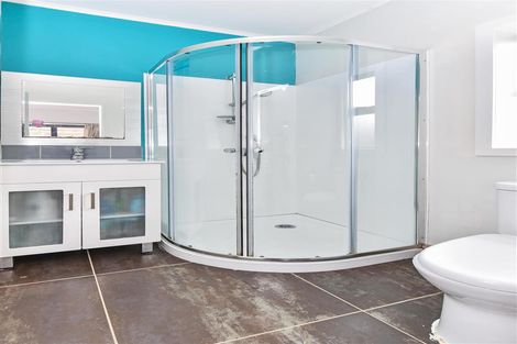 Photo of property in 325 Massey Road, Mangere East, Auckland, 2024