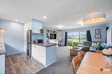 Photo of property in 3 Mossburn Grove, Kelson, Lower Hutt, 5010