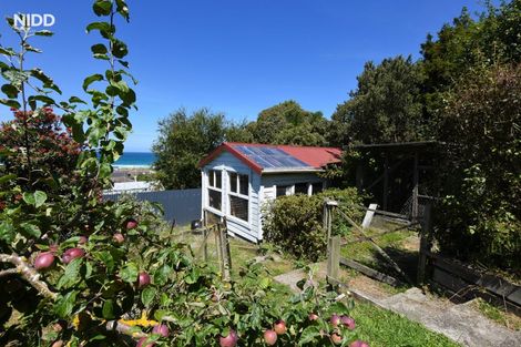 Photo of property in 16 Bedford Parade, Brighton, Dunedin, 9035