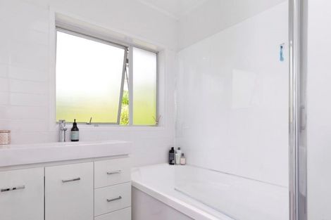 Photo of property in 2/13 Kiri Place, Mairangi Bay, Auckland, 0630