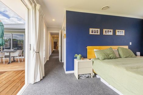 Photo of property in 16 Dee Street, Otane, 4202