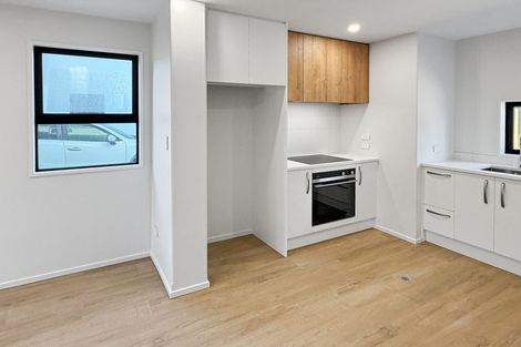 Photo of property in 2/13 Shearer Avenue, Papanui, Christchurch, 8052