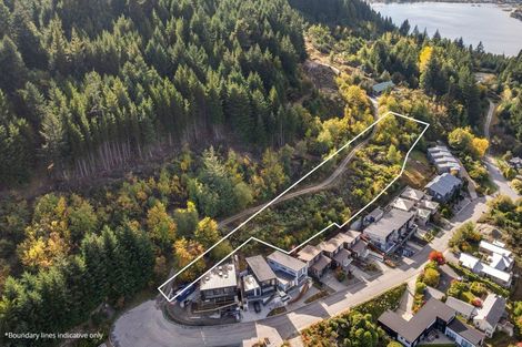 Photo of property in 2 Vancouver Drive, Queenstown, 9300