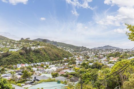 Photo of property in 25 Collier Avenue, Karori, Wellington, 6012