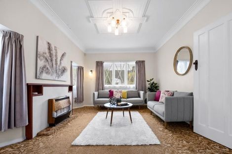 Photo of property in 3 Junction Street, Fairfield, Lower Hutt, 5011