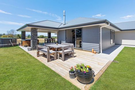 Photo of property in 728 Makino Road, Halcombe, Feilding, 4777