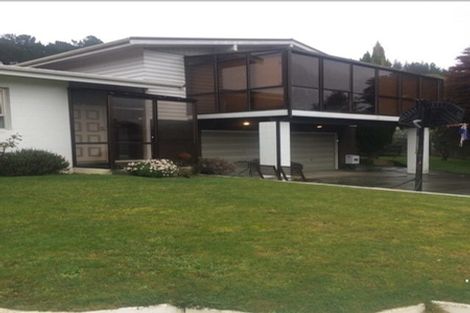 Photo of property in 59 Sunbrae Drive, Silverstream, Upper Hutt, 5019