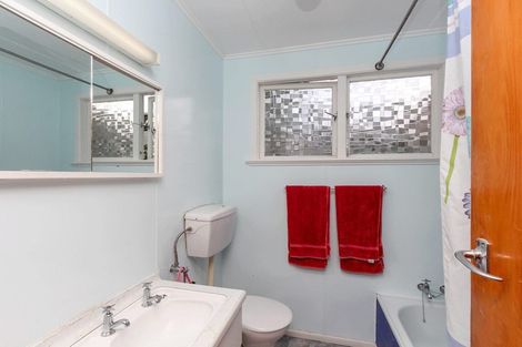 Photo of property in 62 Crownhill Street, Spotswood, New Plymouth, 4310