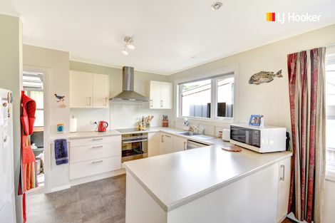 Photo of property in 8 Frances Street, Broad Bay, Dunedin, 9014