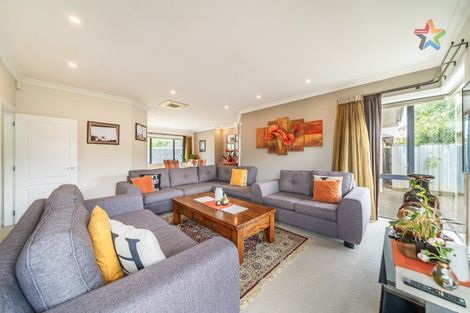 Photo of property in 7 Cottle Heath Close, Manor Park, Lower Hutt, 5019