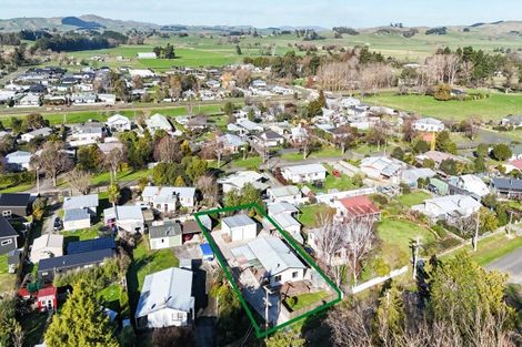 Photo of property in 29 Rochfort Street, Otane, 4202