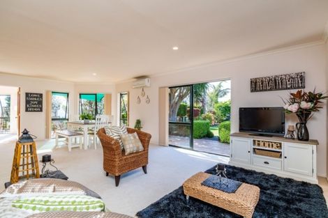 Photo of property in 74 Tangihua Road, Maungakaramea, Whangarei, 0178
